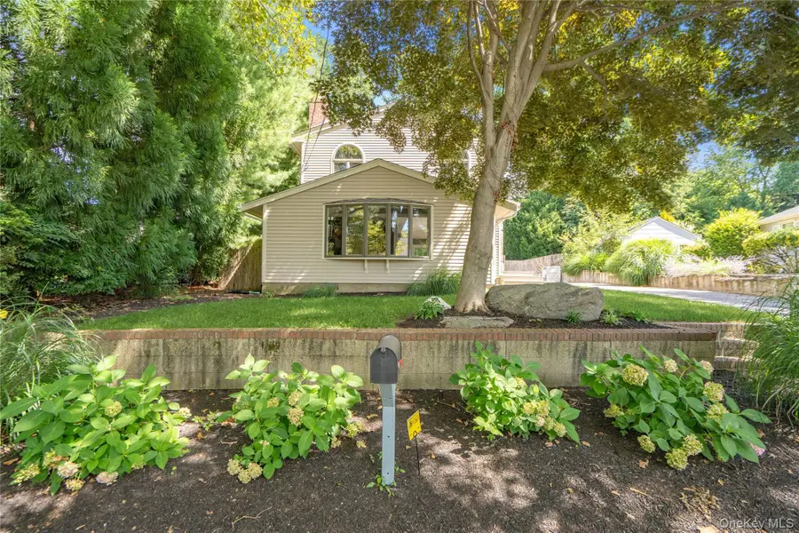 16 Westview Road, Northport, NY 11768 - #3