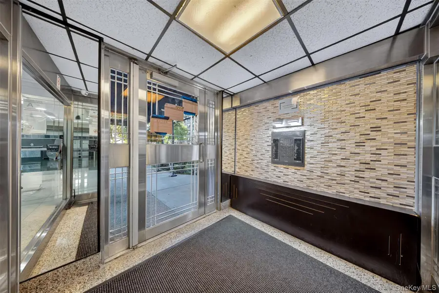 29-30 137th Street #3K, Flushing, NY 11354 - #3