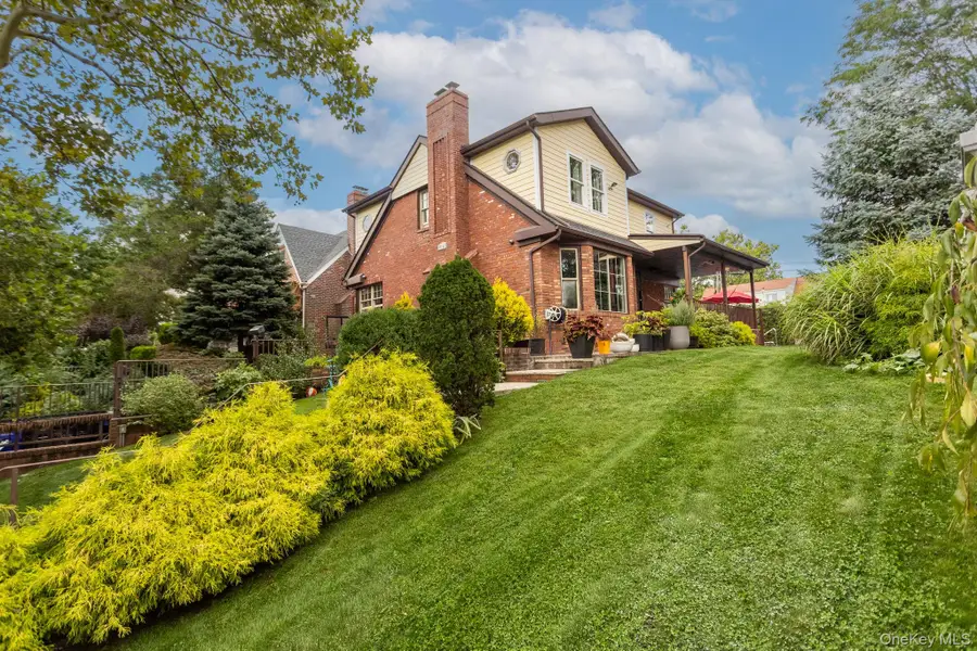 85-27 Bell Boulevard, Hollis Hills, NY 11427 - #2