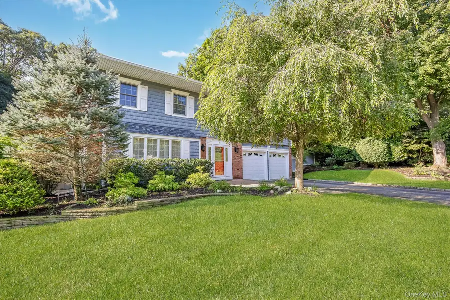 6 Mountain Laurel Lane, Kings Park, NY 11754 - #2