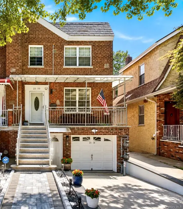 2110 Tomlinson Avenue, Bronx, NY 10461