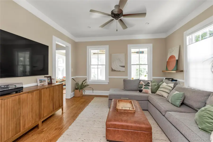 64 Tooker Avenue, Oyster Bay, NY 11771 - #3