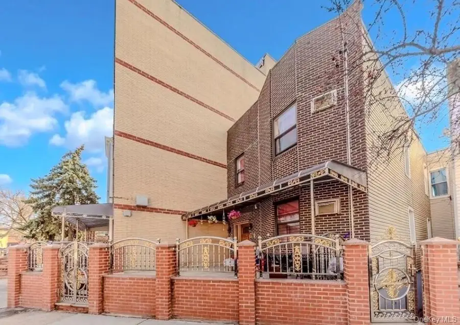 1557 Glover Street, Bronx, NY 10462 - #2