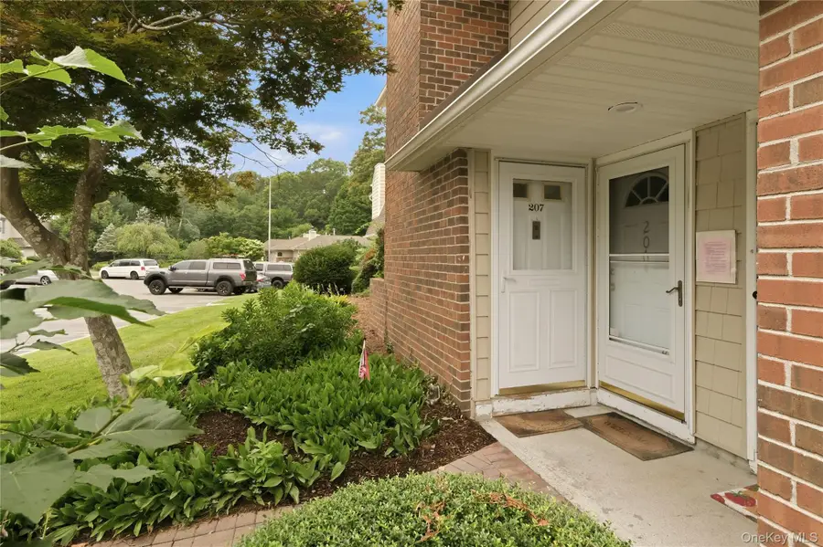 207 Lake Pointe Circle #207, Middle Island, NY 11953 - #2