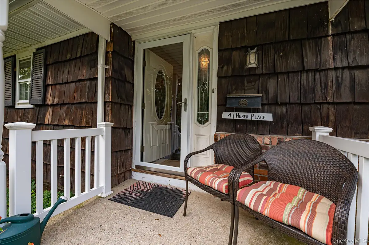 4 Huber Place, Saint James, NY 11780 - #1