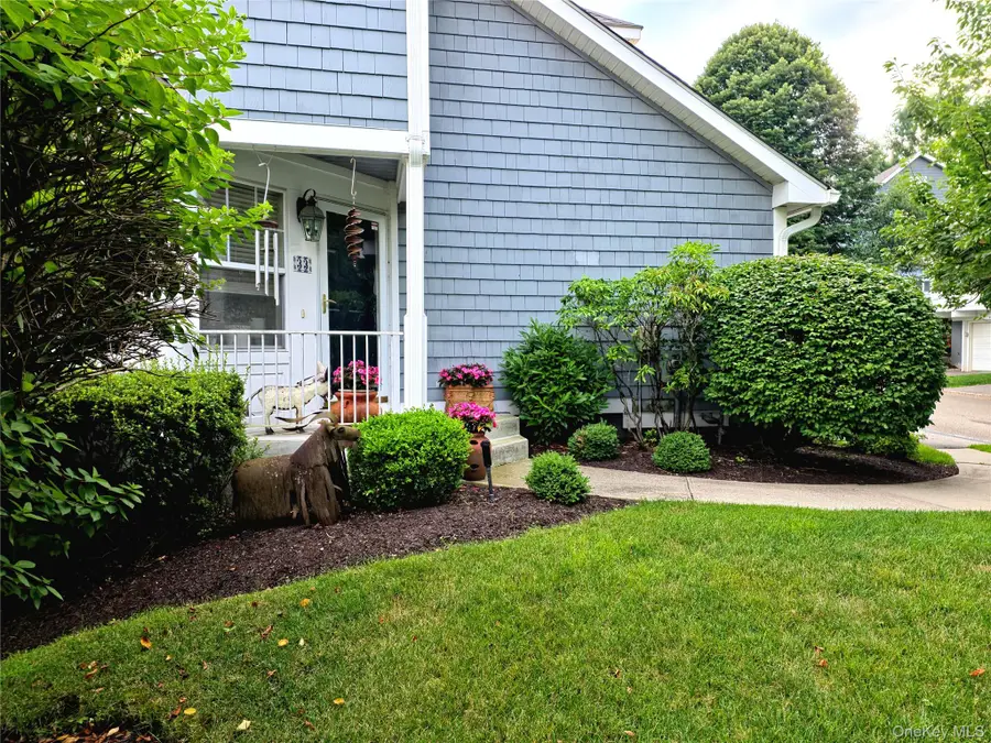 33 Mystic Drive, Ossining, NY 10562 - #2