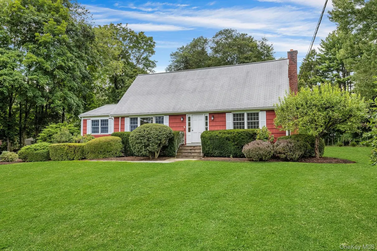 5 Spruce Pond Lane, Bedford, NY 10506 - #1