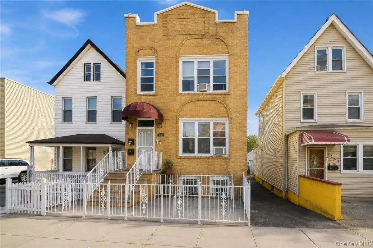 1581 Hollywood Avenue, Bronx, NY 10461 - #1