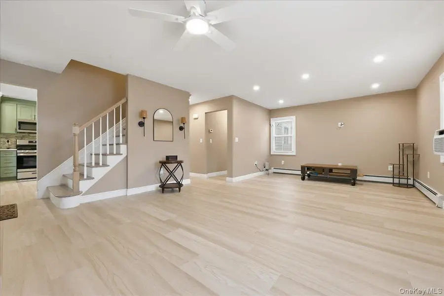828 Bruce Drive, Wantagh, NY 11793 - #3