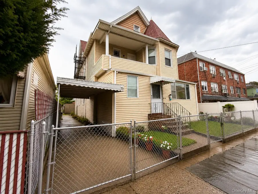 95-15 118th Street, South Richmond Hill, NY 11419 - #2