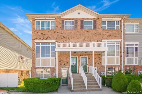 56 Heron Lane #393, Bronx, NY 10473