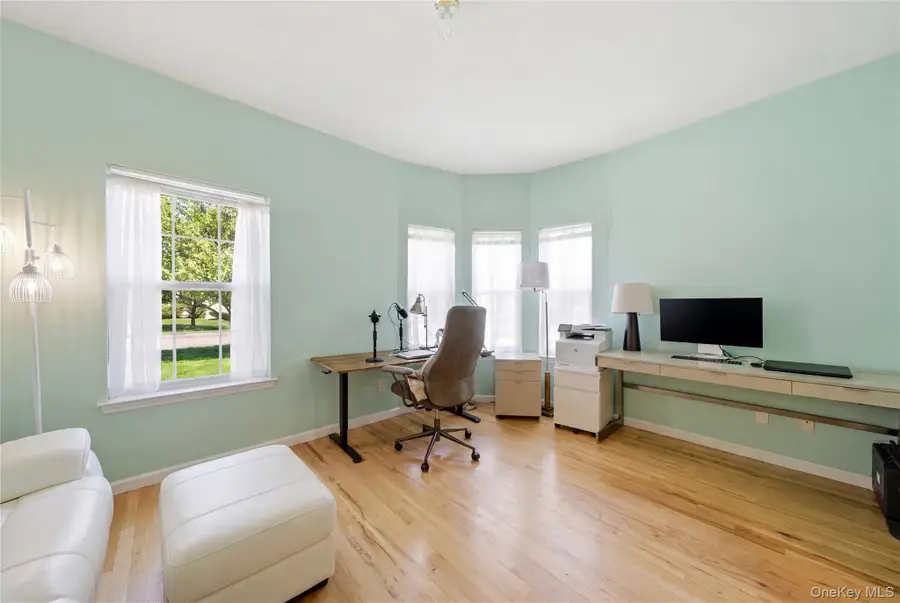 23 Sunflower Ridge Road, South Setauket, NY 11720 - #2