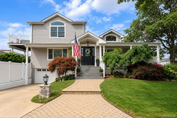 3970 Darby Lane, Seaford, NY 11783