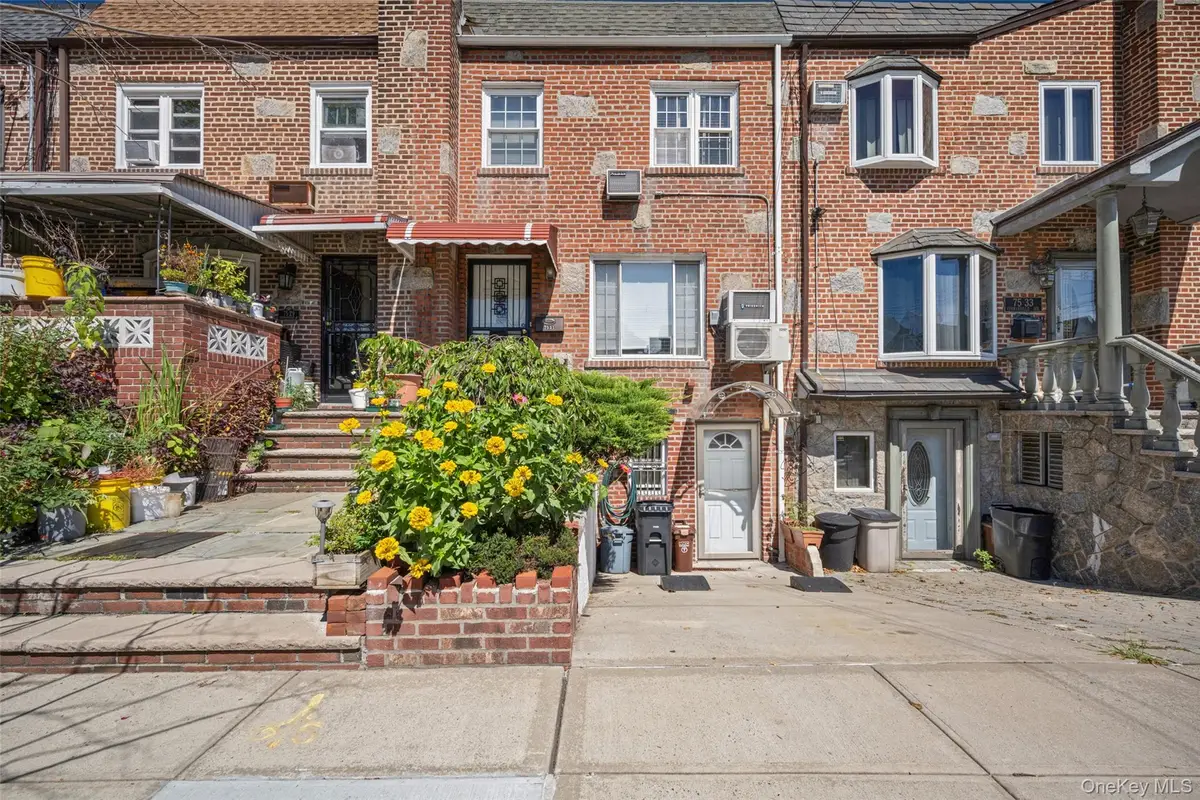 75-31 Furmanville Avenue, Middle Village, NY 11379 - #1