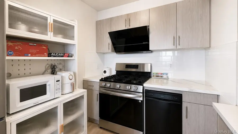 13119 Fowler Ave #4C, Flushing, NY 11355 - #2