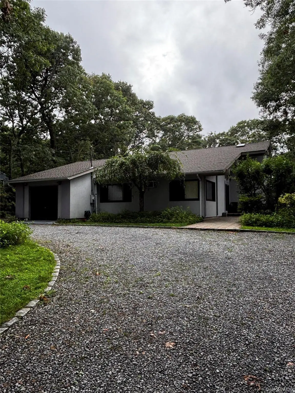 17 Columbine S, Hampton Bays, NY 11946 - #1