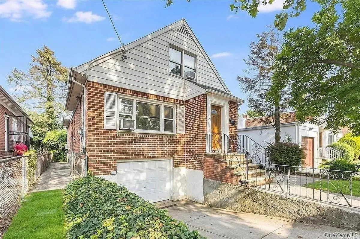 80-15B 168th Street, Jamaica, NY 11432 - #1