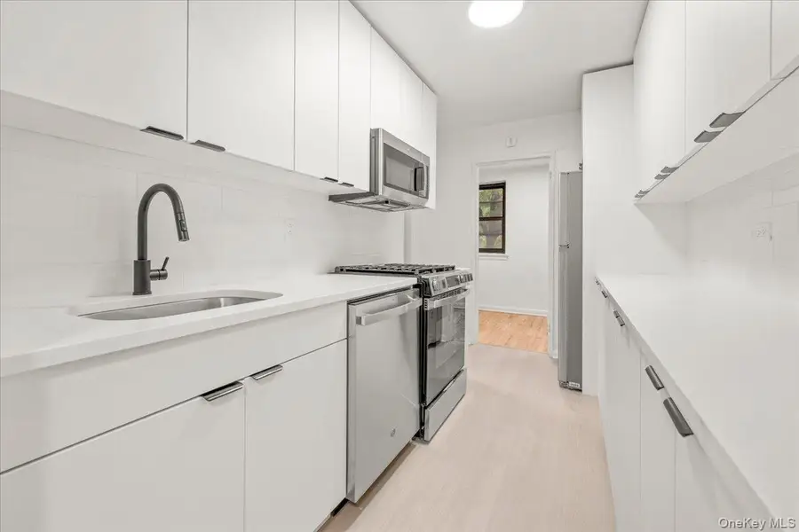 3260 Netherland Avenue #2F, Bronx, NY 10463 - #2