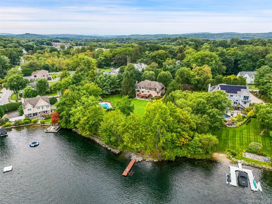 18 Clara Lane, Mahopac, NY 10541 - #3