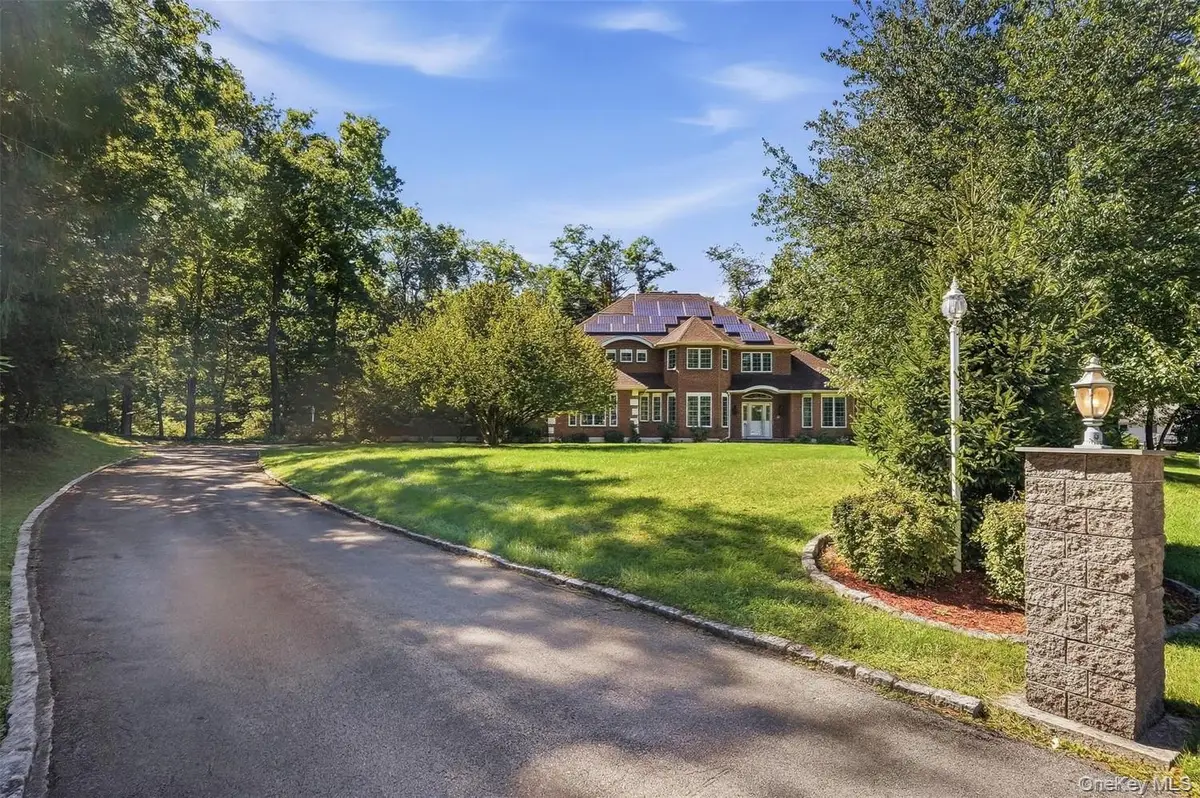 7 Dallas Drive, Poughkeepsie, NY 12603 - #1