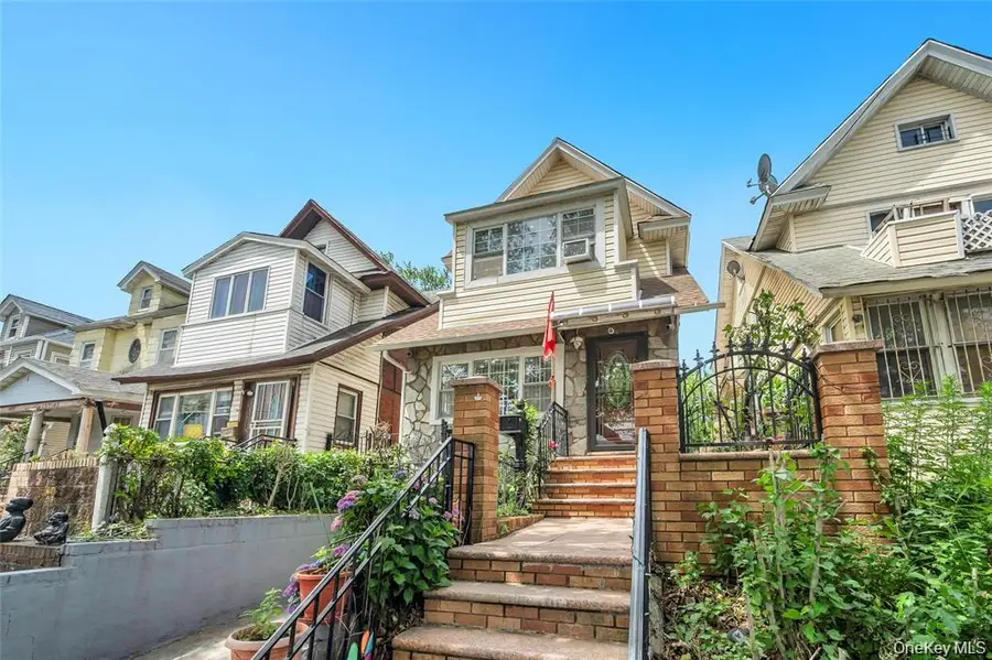 10530 Van Wyck Expressway, South Richmond Hill, NY 11419 - #2