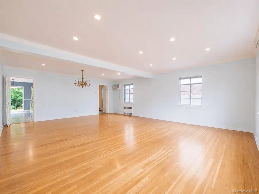 75-19 171st Street, Fresh Meadows, NY 11366 - #3