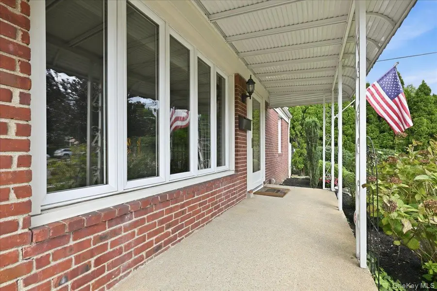 303 Caroline Avenue, Garden City South, NY 11530 - #3