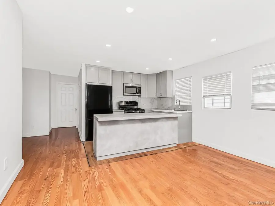 25612 147th Avenue, Rosedale, NY 11422 - #3