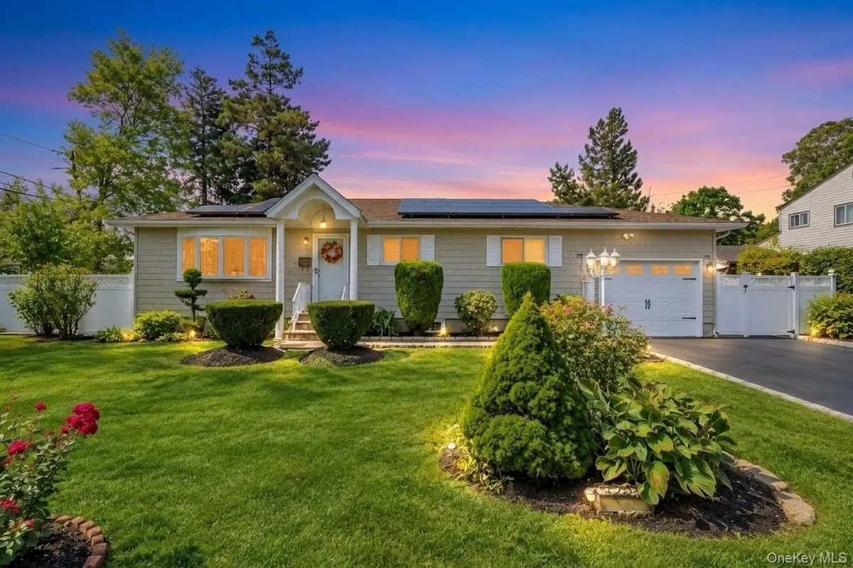 272 W 12th Street, Deer Park, NY 11729 - #1