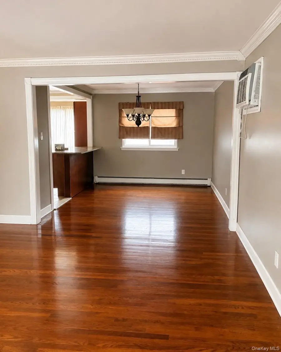 2573 Harvard Lane, Seaford, NY 11783 - #2