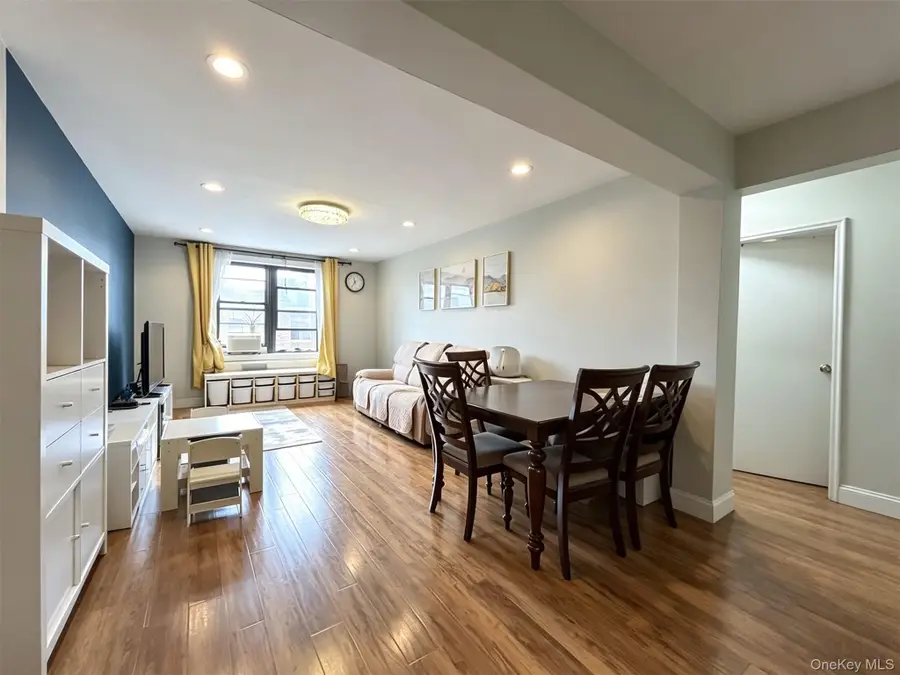 15020 71st Avenue #6J, Flushing, NY 11367 - #3