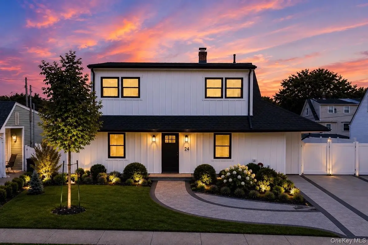 24 Crag Lane, Levittown, NY 11756 - #1
