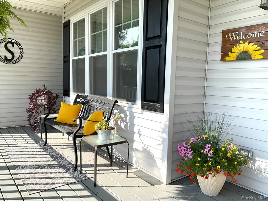 39 Creekside Drive, Middle Island, NY 11953 - #3