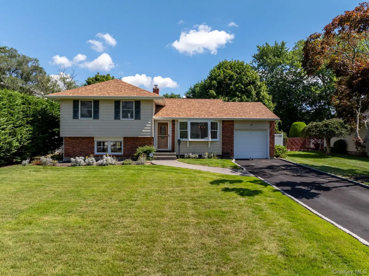 17 Keswick Drive, East Islip, NY 11730 - #1