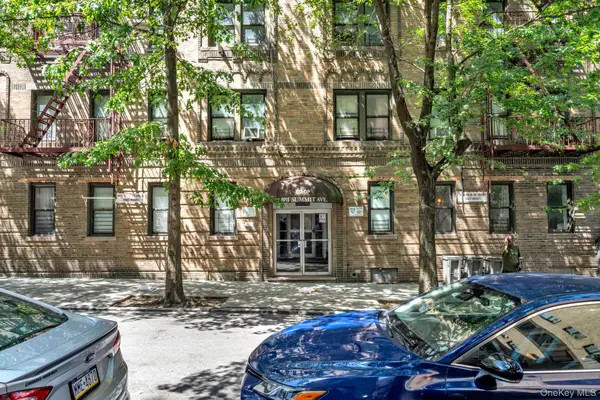 1015 Summit Avenue #1D, Bronx, NY 10452