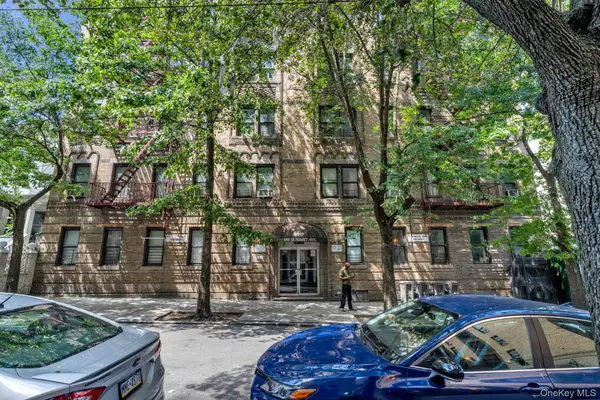 1015 Summit Avenue #2A, Bronx, NY 10452