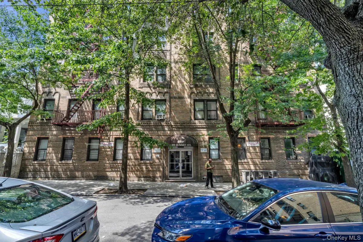 1015 Summit Avenue #6A, Bronx, NY 10452 - #1