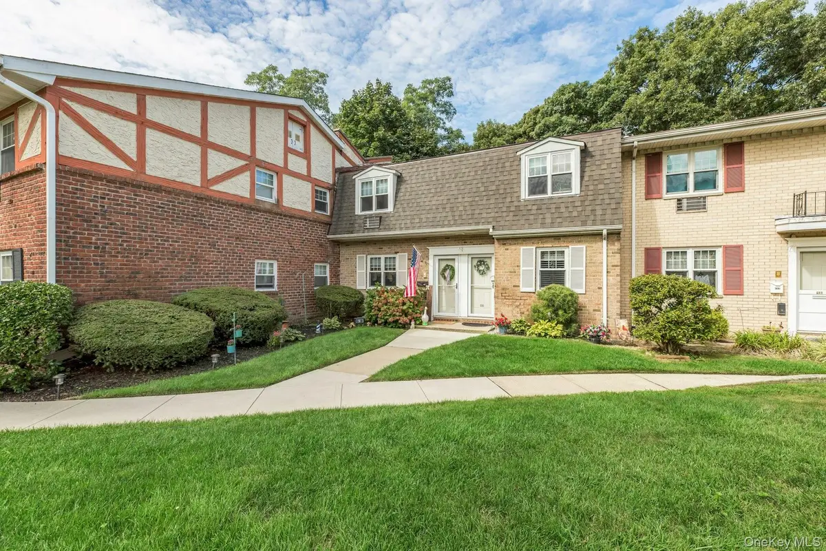21 Glen Hollow Drive #G9, Holtsville, NY 11742 - #1