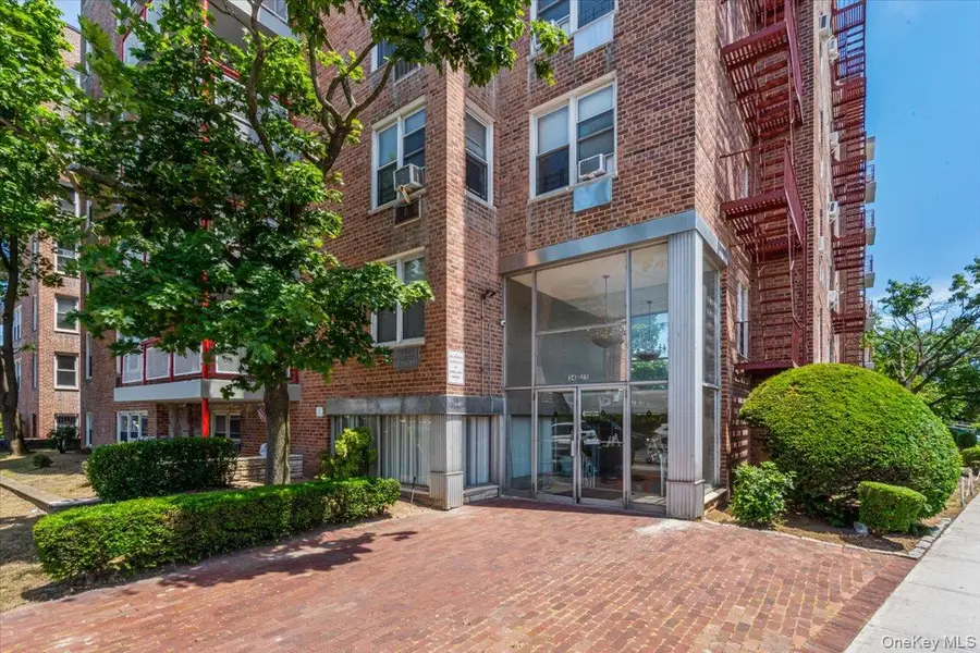 3425 150th Street #1J, Flushing, NY 11354 - #2