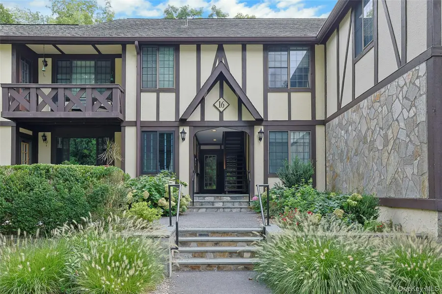 16 Foxwood Drive #8, Pleasantville, NY 10570 - #2