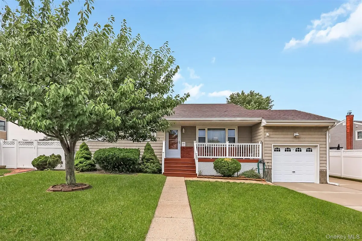 70 Prairie Lane, Lindenhurst, NY 11757 - #1