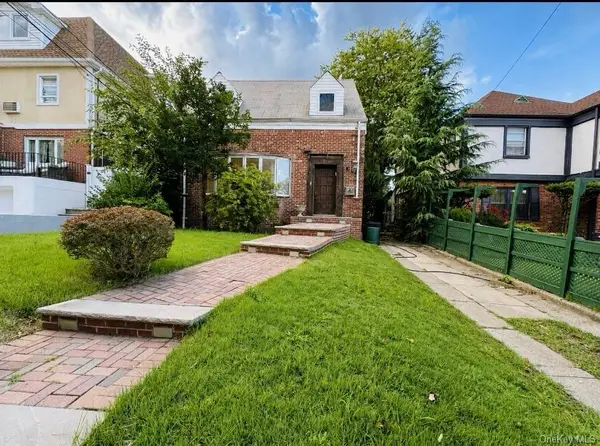 176-29 80th Drive, Jamaica, NY 11432