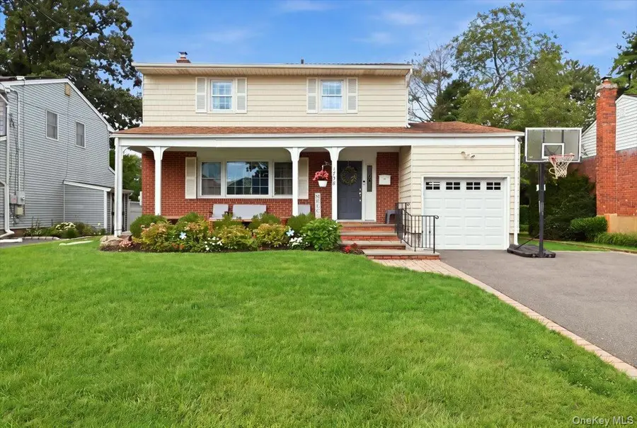 1798 Hannington Avenue, Wantagh, NY 11793 - #2
