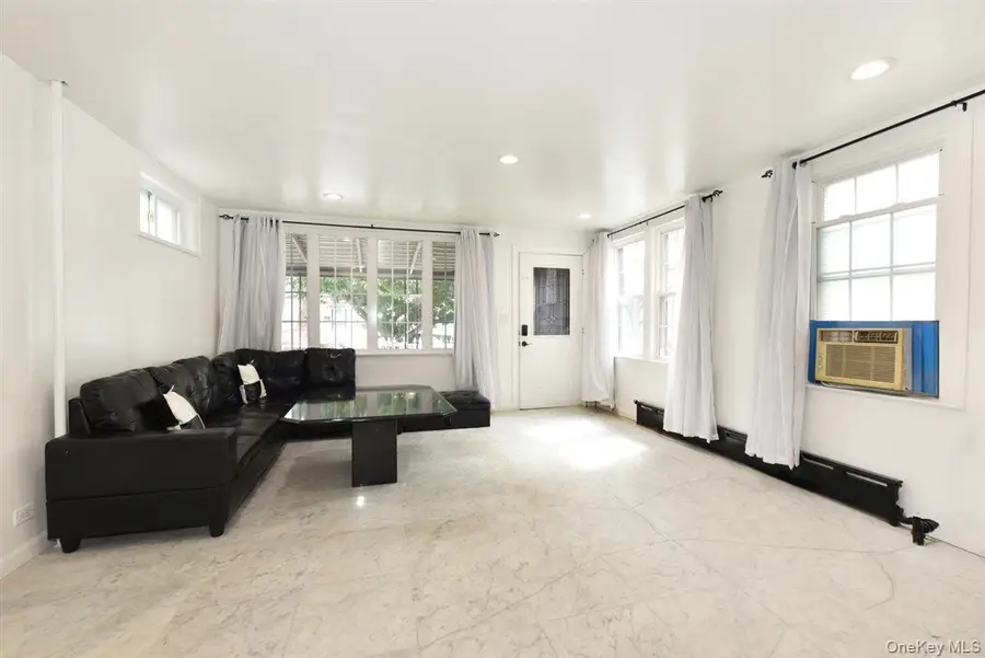 119-26 Inwood Street, Jamaica, NY 11436 - #2