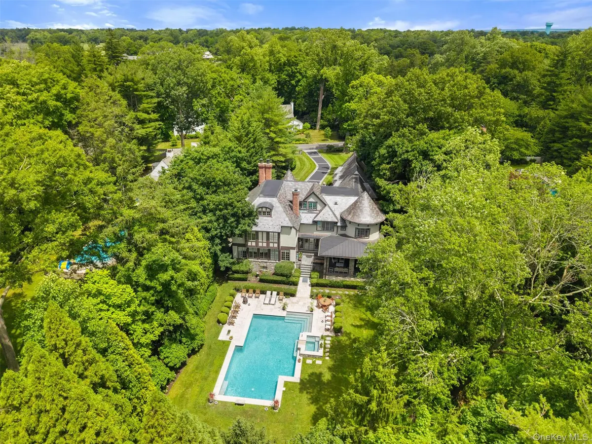 10 Broadmoor Road, Scarsdale, NY 10583 - #1
