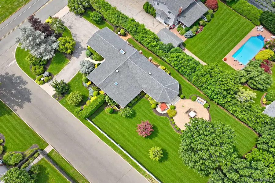 88 Dix Highway, Dix Hills, NY 11746 - #2