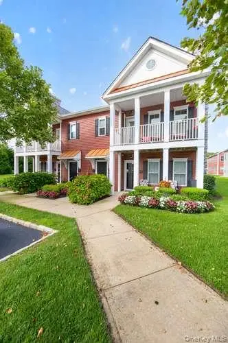 4 Village Drive #4, East Islip, NY 11730 - #2