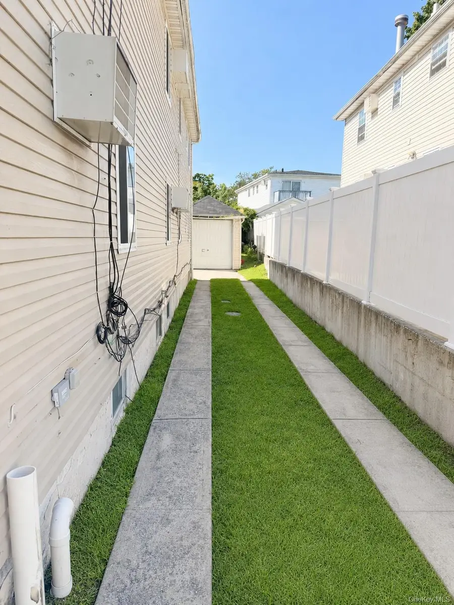 18514 144th Avenue, Springfield Gardens, NY 11434 - #2