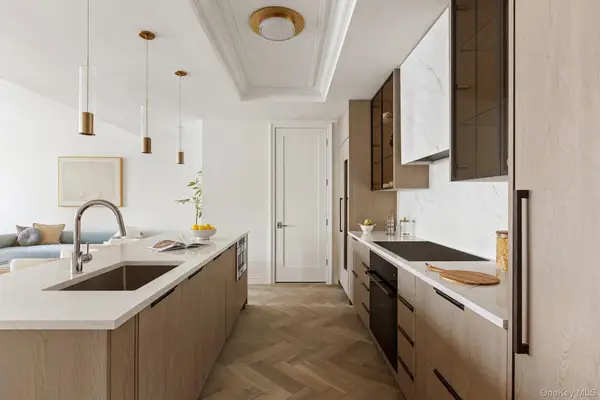 78-29 Austin Street #TH7, Forest Hills, NY 11375
