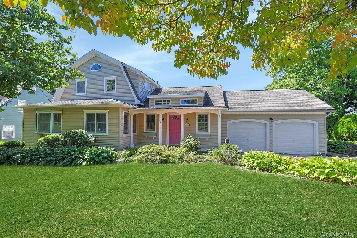 19 Wall Avenue, Valhalla, NY 10595 - #1